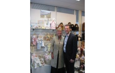 Bunnies by the Bay CEO visits Australia