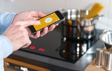 Kitchen products get smart