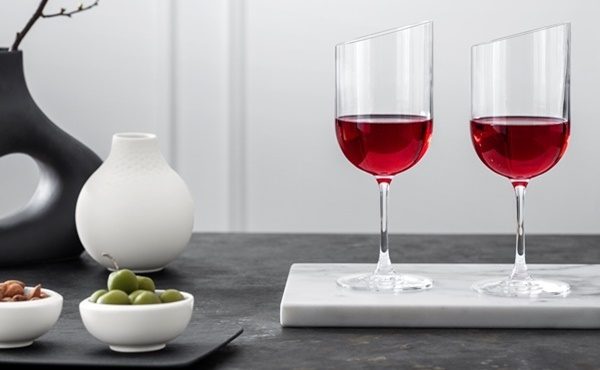 Celebrate Xmas with bold stemware